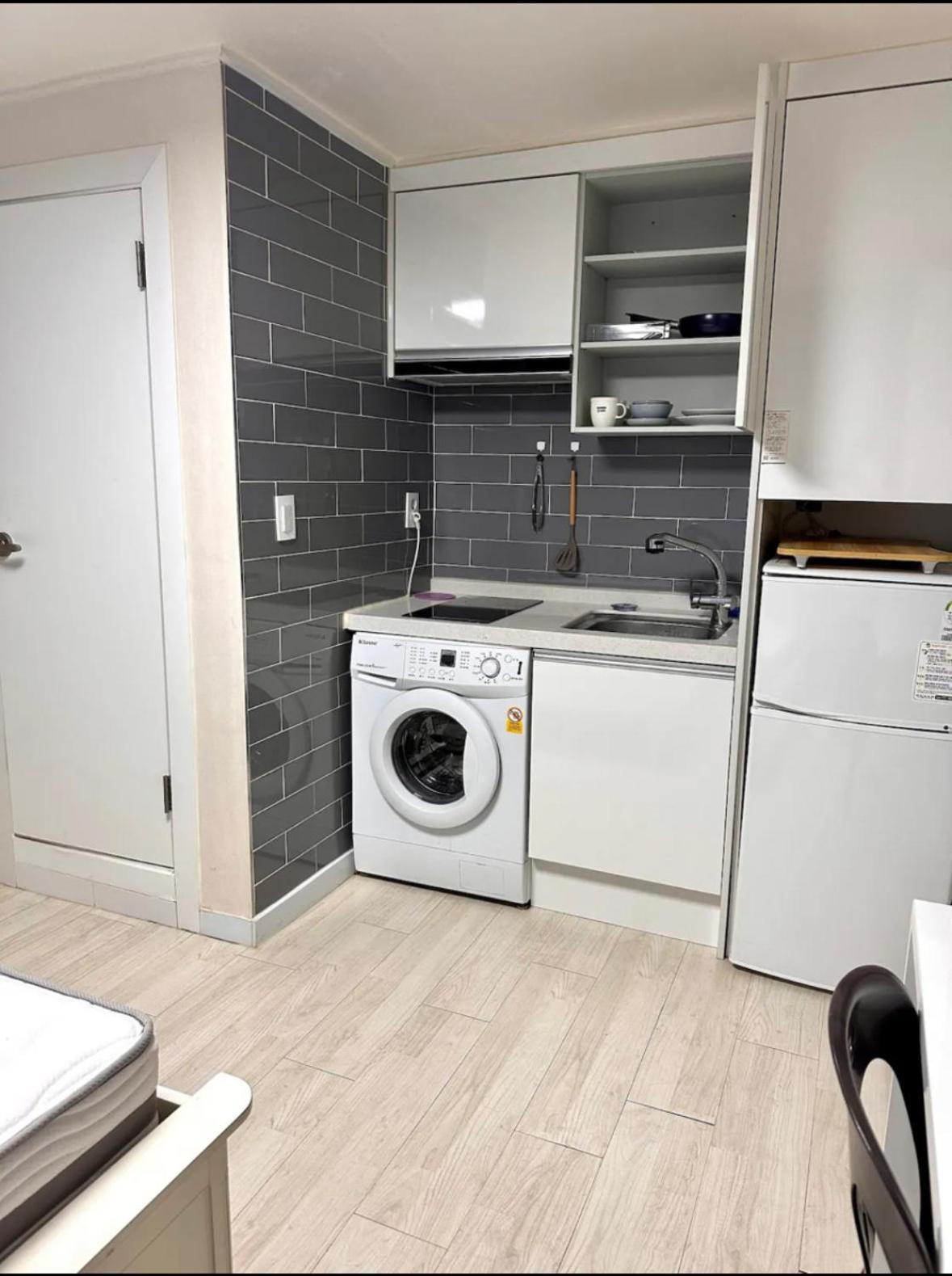 Affordable And Cozy Near Nakseongdae Station * Seoul