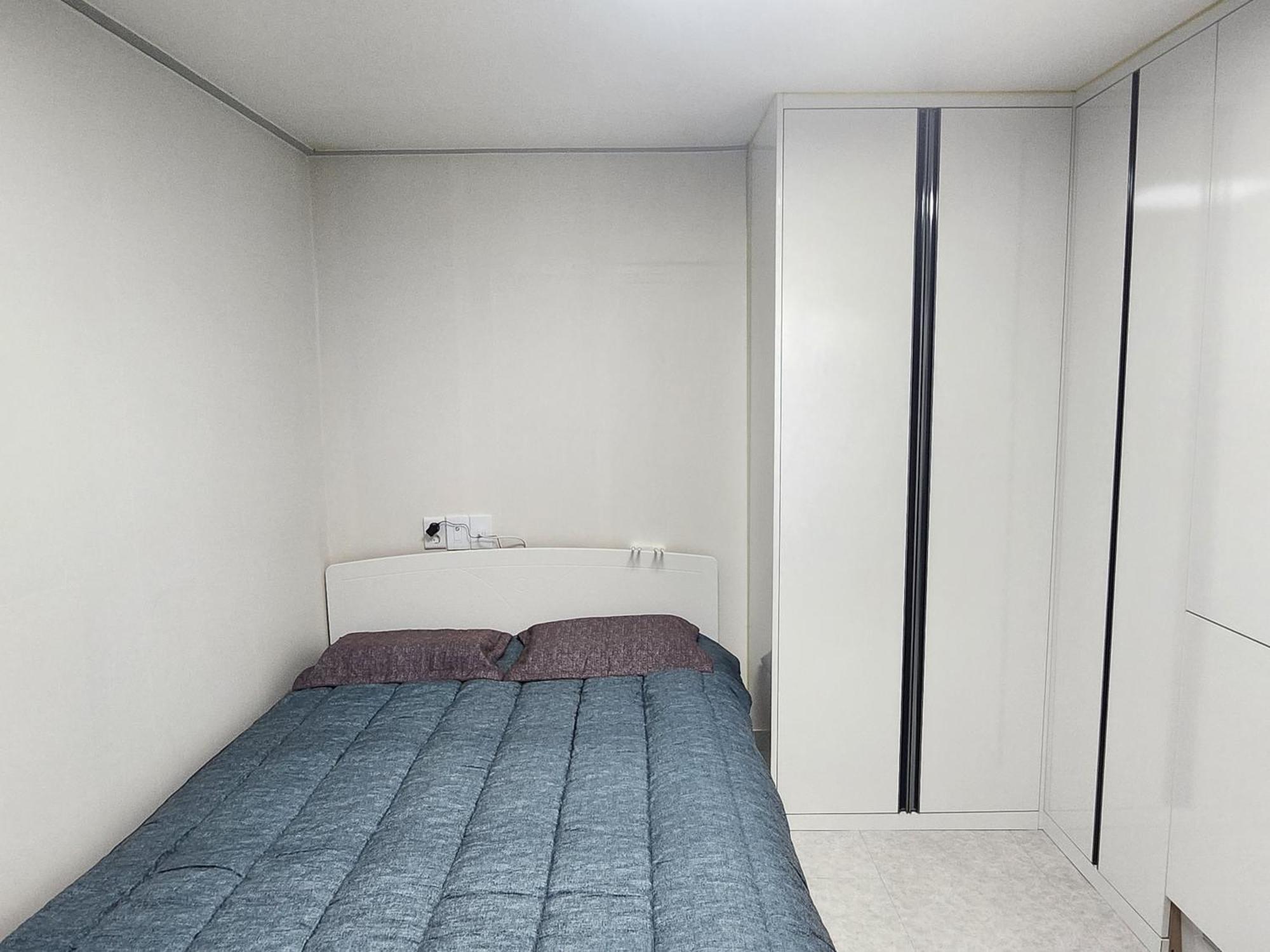 Affordable And Cozy Near Nakseongdae Station Apartment *