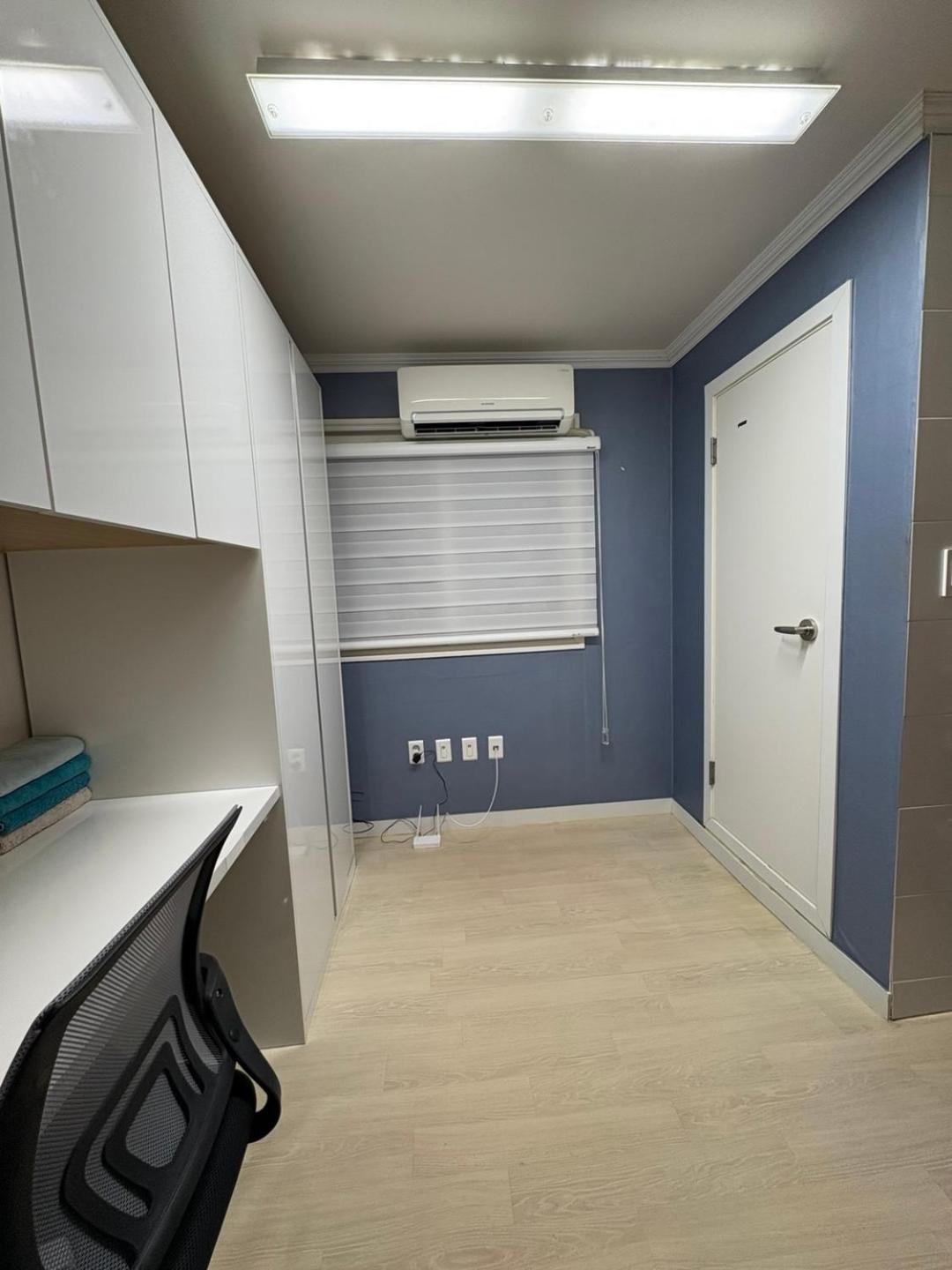 Apartment Affordable And Cozy Near Nakseongdae Station Seoul
